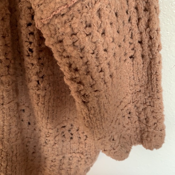 Free People Oversized Cable Sweater - Picture 3 of 4